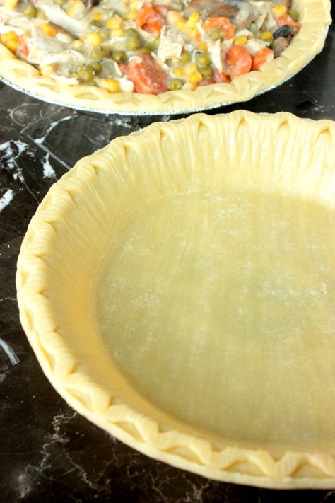 Pillsbury Chicken Pot Pie Recipe, Chicken Pot Pie Dough Recipe, Easy Pot Pie Recipe Simple, Meals Using Pie Crust, Frozen Pie Crust Recipes Dinner, Pie Crust Chicken Pot Pie Easy Recipes, Chicken Pot Pie With Pillsbury Pie Crust, Potpie Recipe With Cream Of Chicken, Chicken Pot Pie With Pie Crust