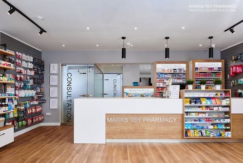 Counter Pharmacy Design, Pharmacy Design Interior Modern, Pharmacy Store Design Interiors, Pharmacy Layout, Pharmacy Counter, Store Counter Design, Pharmacy Interior Design, Pharmacy Ideas, Pharmacy Interior