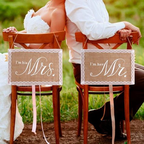 Blackboard Wedding, Burlap Chair, Wedding Chair Signs, Vintage Wedding Party, Rustic Vintage Wedding, Wedding Photo Props, Wedding Reception Dress, Wedding Banner, Creative Wedding Photography