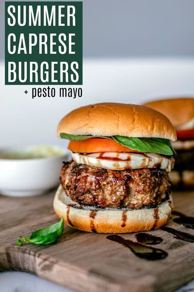 Recipes Pot Roast, Fun Sandwiches, Garden Meals, Caprese Burger, Pesto Mayo, Burgers Recipes, Unique Burgers, Recipe Slow Cooker, Easy Burgers