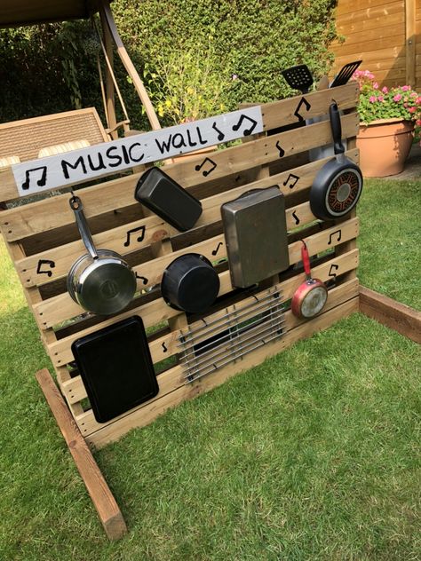 Diy Preschool Classroom Furniture, Outdoor Music Wall For Kids, Outdoor Play Eyfs, Natural Play Spaces Early Childhood, Ks1 Outdoor Area Ideas, Outdoor Area Eyfs, Eyfs Outdoor Area On A Budget, Garden Ideas Eyfs, Preschool Playground Ideas