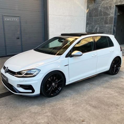 Golf 7 Gti White, White Golf Car, Golf 7.5 Gti, Golf 7.5 R, Golf 7 Gtd, White Volkswagen, Vw Golf R Mk7, Gti Car, Golf Gtd