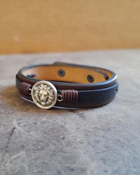 . . . #lion #leo #leozodiac #menstyle #zodiacsigns #luckysevenleather #handmadebracelets #leatherbracelet #spiritanimal Leo Zodiac, Spirit Animal, Handmade Bracelets, Zodiac Signs, Leather Bracelet, Lion, Leather, Animals, On Instagram