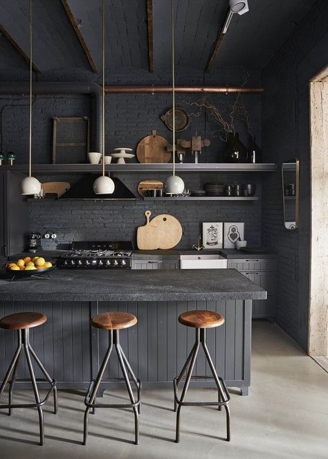 Industrial look kitchen with dark grey gray painted wooden cabinets.  Exposed copper pipes, open shelving and wooden bar stools ensure the decor isn't overwhelming.  Design by Jaime Beriestain Studio Industrial Lighting Design, Серая Кухня, Industrial Kitchen Design, Kitchen Lighting Ideas, Vintage Industrial Decor, Dark Kitchen, Industrial Interior Design, Industrial Interiors, Industrial Home