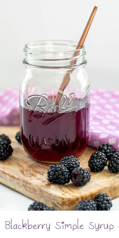 Blackberry Simple Syrup, Sunday Brunch Food, Turmeric Lemonade, Thyme Simple Syrup, Watermelon Syrup, Simple Syrup Cocktails, Simple Syrups, Gingerbread Syrup, Pineapple Syrup