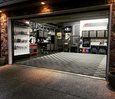 Home Mechanic Garage Ideas, Masculine Garage Ideas, Race Car Garage Ideas, At Home Mechanic Garage, Two Car Garage Ideas Interior, Car Shop Garage Ideas, Cool Car Garage Ideas, Car Workshop Design Interior, Man Cave In Garage Ideas