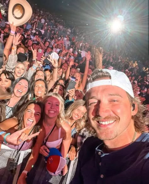 Morgan Wallen Concert Captions For Instagram, Morgan Wallen Signs For Concert, Morgan Wallen Concert Fits, Morgan Wallen Concert Aesthetic, Morgan Wallen Concert Captions, Morgan Wallen Outfit Concert, Morgan Wallen Outfits, Morgan Wallen Promposal, Country Playlist Cover Photo