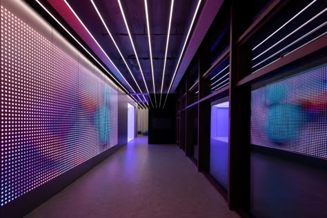 Design and technology meet at Chinese innovation lab Visuell Identitet, Hotel Corridor, Innovation Lab, Innovation Centre, Futuristic Interior, Technology Design, Futuristic Architecture, Architecture Photo, Space Design