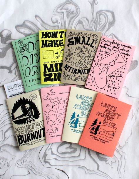 Choose 4 Zines Illustrated Mini Zine Bundle - Etsy Diy Primer, Mini Zine, Art Zine, Zine Design, Graphic Design Books, Light Crafts, Art Corner, Cute Little Drawings, Art Classes