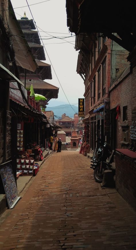 Bhaktapur Durbar Square, Kathmandu. Kathmandu Aesthetic, Bhaktapur Durbar Square, Nepali Art, Perspective Study, Nepal Culture, Durbar Square, Scenic Travel, Photo Background Images Hd, Background Images Hd