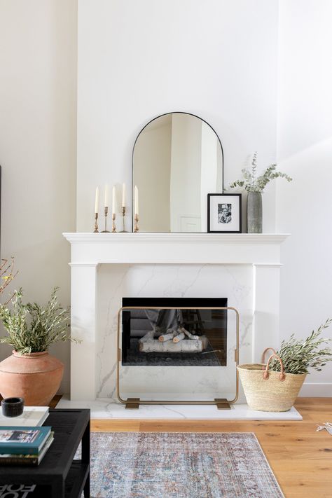 Mollyrosephoto jzinteriors littlefield 386 2 edit Rectangle Mirror On Mantle, Studio Mcgee Mantle Styling, Rectangle Mirror Over Fireplace, Mirror Fireplace Mantle, Mirror Over Fireplace, Mirror Above Fireplace, Fireplace Styling, Mantle Styling, Fireplace Mantel Designs