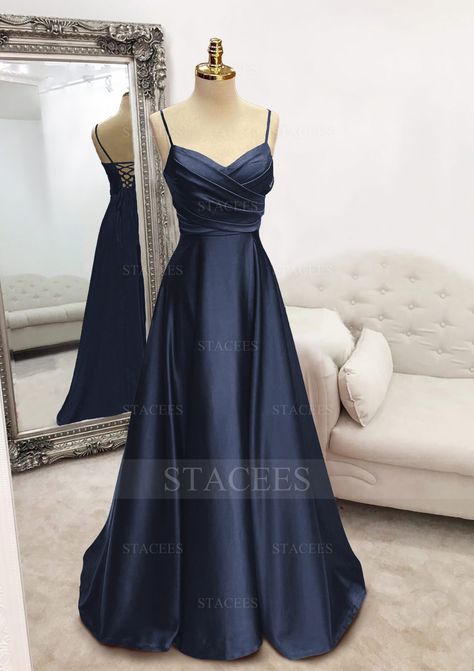 Wanhat Dress, Prom Dress Inspo Long, High School Prom Dresses, Dark Blue Dress Formal, Grad Dresses High School, Dark Prom Dresses, Dress From Prom, Sleek Prom Dress, Women's Style Tips