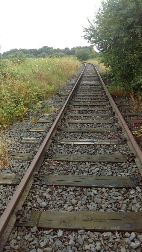 /:/ Railroad Track Pictures, Train Tracks Photography, Abandoned Railroad, Track Pictures, Old Railway, Rail Train, Scenic Railroads, Abandoned Train, Railroad Pictures