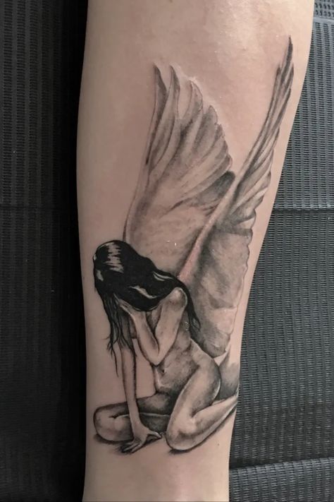 Fallen Angel Tattoo For Women, Female Angel Tattoo, Angel Tattoo For Women, Fallen Angel Tattoo, Hero Tattoo, Female Angel, Tattoo And Piercings, Fallen Heroes, Book Tattoo