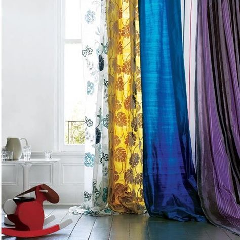 Mastering Mismatched Curtains: A Guide to the Perfectly Imperfect -- could use vintage sheets. Mismatched Curtains, Living Etc, Diy Blinds, Burlap Curtains, Drop Cloth Curtains, House Blinds, Style Cottage, Curtains Living, Lace Curtains