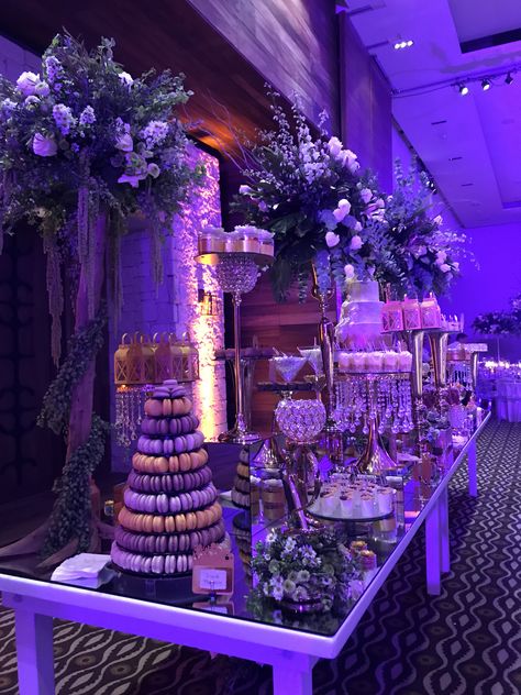 Lilac And Pink Centerpieces, Sweet 16 Big Party Ideas, Sweet Sixteen Themes Color Schemes, Euphoria Quince Theme, Purple Themed Quinceanera, Dark Purple Sweet 16, Sweet 16 Party Purple, Dark Purple Quinceanera Theme, 15 Decorations Ideas