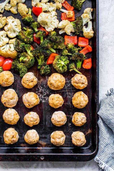 Enjoy this Italian Turkey Meatball Sheet Pan Dinner with the most tender turkey meatballs made from scratch and seasoned vegetables for an easy meal. #recipe #healthyrecipe #meatballs #groundturney Meatball Sheet Pan Dinner, Meatball Sheet Pan, Italian Ground Turkey, Italian Turkey Meatballs, Ground Turkey Meatballs, Turkey Meatball, Italian Turkey, Sheet Pan Dinners Recipes, Easy One Pot Meals