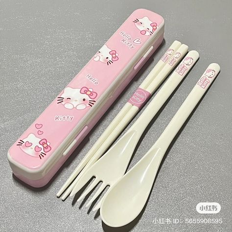 Cute Kitchen Utensils Korean, Temu Wishlist, Cute Chopsticks, Cutlery Set Stainless Steel, Desain Pantry, Astuces Diy, Fork Set, Cute Kitchen, Hello Kitty Items