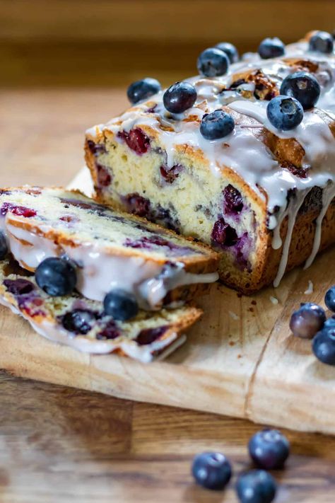 Blueberry Yogurt Cake, Blueberry Loaf Cakes, Lemon Blueberry Loaf, Lemon Loaf Recipe, Blueberry Loaf, Fruity Recipes, Lemon Loaf Cake, Blueberry Yogurt, Lemon Blueberry Bread