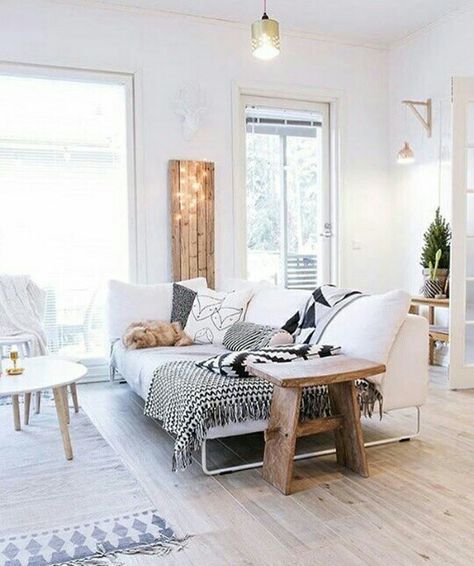 Living Space. White Daybed, Koti Diy, Interior Boho, Lots Of Windows, European Home Decor, Living Room Scandinavian, Scandinavian Living, Design Del Prodotto, Bedroom Designs