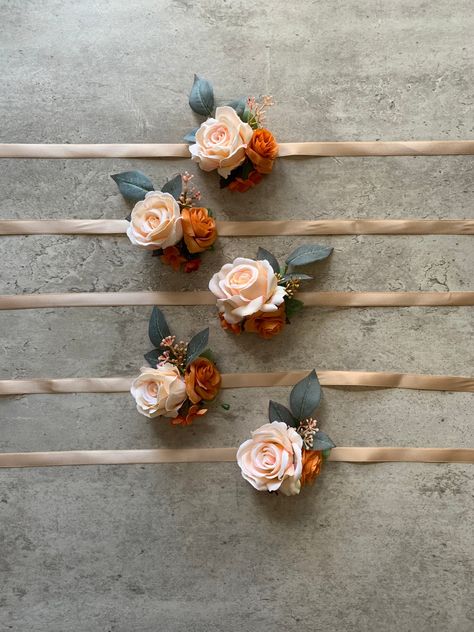 "Champagne and Rust Orange Boutonnière Corsage/ Terracotta ans Sage Green Boutonnière Corsage/ Champagne and Coral Boutonnière Corsage Jump to my shop here: https://www.etsy.com/hk-en/shop/BabysBreathBySarine?ref=pr_shop_more My Instagram: https://www.instagram.com/babysbreathbysarine/ Enjoy free shipping US - Free shipping on orders US35+ Other countries - Free shipping on orders USD70+, input promotion code \"FREESHIPBBBS\"" Sage Green And Terracotta Centerpieces, Rust Orange And Sage Green Wedding, Terracotta And Sage Boutonniere, Fall Wedding Corsages, Terracotta Corsage, Rust And Green Boutonniere, Rust Corsage Wedding, Terracotta Wrist Corsage, Sage Green And Rust Wedding