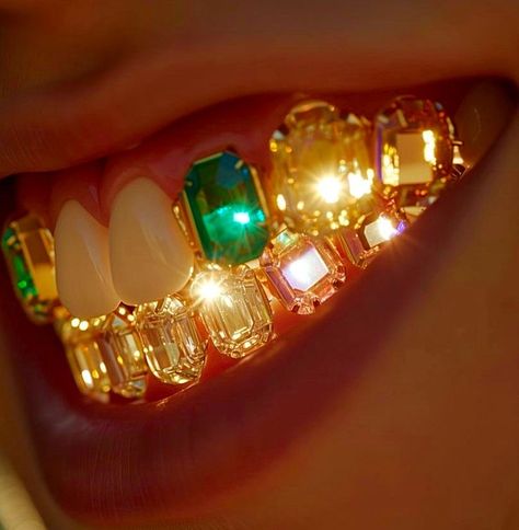 Shiny Teeth, Human Skeleton Anatomy, Grillz Teeth, Cartoon Rappers, Dope Jewelry Accessories, Clock Tattoo Design, Grills Teeth, Tooth Gems, Tooth Gem