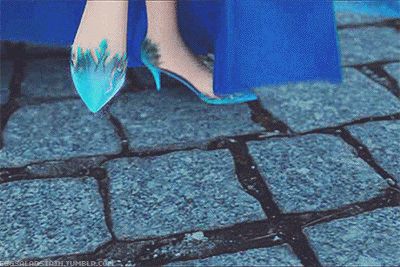 Frozen Slipper Elsa Powers, Elsa Gif, Elsa Shoes, Disney Graphics, Frozen Gif, Hd Gif, Ice Powers, Jack Frost And Elsa, Animation Movies