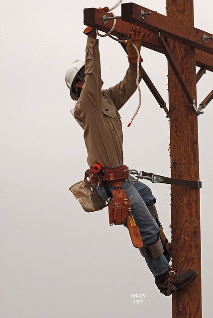 Seriously find linemen sexy! I love my lineman! Lineman Tools, Lineman Love, Journeyman Lineman, Electrical Lineman, Power Lineman, Lineman Wife, Pinterest Images, Electrical Installation, Photo Storage