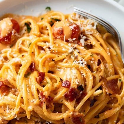 Stephanie Melchione | The Cozy Cook on Instagram: "You can't possibly go wrong with this Creamy Bacon Pasta! 🥓⁠ ⁠ The roux is made using bacon drippings, and the dish is finished off with a sprinkling of crispy bacon on top! A simple combination of seasonings adds the perfect touch to the Parmesan cream sauce, and juicy cherry tomatoes add beautiful color and fresh flavor. Top it all off with a sprinkling of chopped parsley, and you've got an award winning dish! 🎖️⁠ ⁠ Swipe left for my 1-minute video ton how to make this, it's a perfect Sunday dinner for your bacon-loving family!⁠ ⁠ Scroll down for reader reviews, this one is a huge hit! ⁠ ⁠ ➡️ 𝐓𝐨 𝐠𝐞𝐭 𝐭𝐡𝐞 𝐫𝐞𝐜𝐢𝐩𝐞: Tap the link in my bio or Google "Bacon Pasta The Cozy Cook"! 🙌⁠ ⁠ ⭐ “I made this last night and it was AMAZING Creamy Bacon Pasta, Canned Diced Tomatoes, The Cozy Cook, Cozy Cook, Parmesan Cream Sauce, Cherry Tomato Pasta, Bacon Pasta, To My Friend, Loving Family