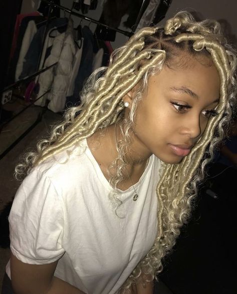 Blonde Dreadlocks, Weave Hairstyles Braided, Blonde Box Braids, Big Box Braids Hairstyles, Faux Locs Hairstyles, Braids Hairstyles Pictures, Braids With Curls, Girls Hairstyles Braids, Cornrow Hairstyles