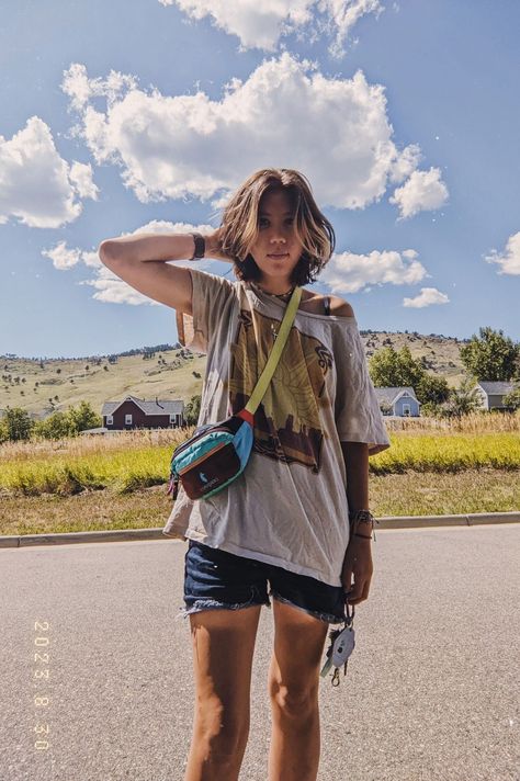 I got the Cotopaxi at REI and thrifted the rest Cotopaxi Aesthetic, Cotopaxi Outfit, Outdoor Life, Really Cute Outfits, Oversized Tshirt, Fashion Inspo, Outfit Inspo, Cute Outfits, Wardrobe