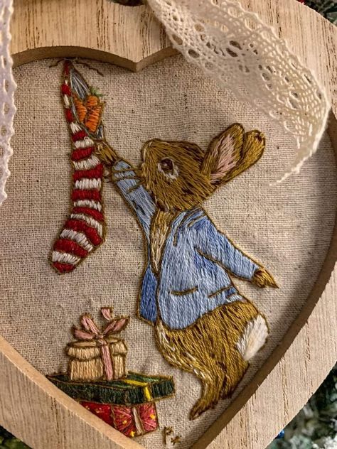 Peter Rabbit Embroidery, Halloween Embroidery, Hand Embroidery Projects, Embroidery Monogram, Cute Embroidery, 자수 디자인, Sewing Embroidery Designs, Hand Embroidery Art, Embroidery Craft