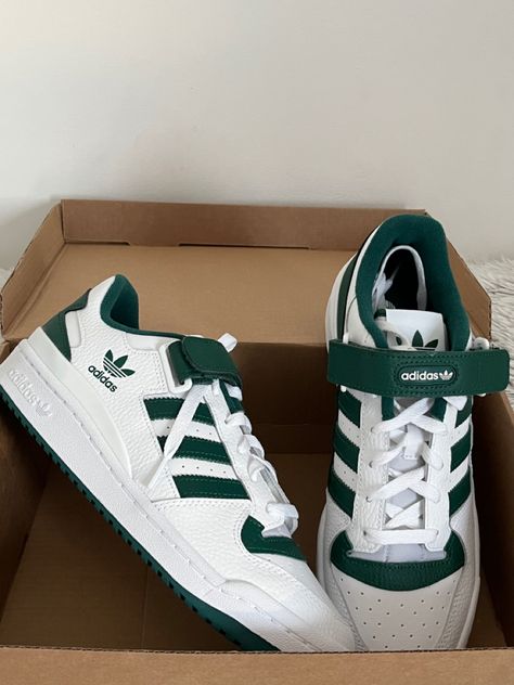 Adidas Forum Low Green Outfit, Popular Shoes 2023, Adidas Aesthetic Shoes, Adidas Vintage Shoes, Brazilian Nuts, Shoes Aesthetic, Trendy Shoes Sneakers, Dr Shoes, Day In My Life