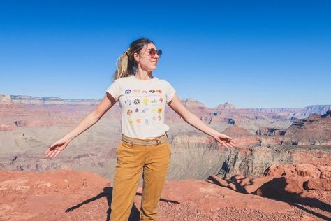 Grand Canyon Outfit Ideas, What To Wear To Antelope Canyon, Outfits For Grand Canyon, What To Wear To The Grand Canyon, Grand Canyon Outfit Fall, Grand Canyon Vacation Outfits, Southwest Outfits Women, Grand Canyon Outfit Summer, Grand Canyon In March