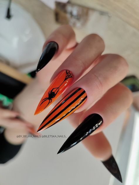 Black Orange Halloween Nails, Orange And Black Halloween Nail Designs, Orange Halloween Nail Designs, Halloween Nails Orange And Black, Black And Orange Nail Designs, Orange Black Nails, Orange And Black Halloween Nails, Black And Orange Halloween Nails, Orange And Black Nail Designs