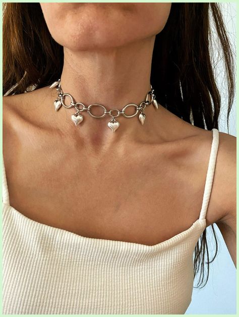 [Ad] 16 Statement Necklace Outfit Hacks You Have To Try #statementnecklaceoutfit Heart Clasp Necklace, Silver Heart Choker, Unique Choker Necklace, Chunky Silver Choker, Chunky Silver Heart Necklace, Silver Necklace Chunky, Statement Silver Jewelry, Silver Beads Necklace, Chunky Silver Necklaces