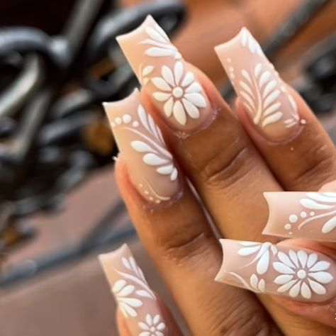 White Talavera Nails, White Flower Nails Design, Mexican Nail Designs Ideas, Mexican Inspo Nails, Mexican Wedding Nails, Tequila Nails Design, Flower Wedding Nails, Mexican Theme Nails, Dia De Los Muertos Nail Ideas