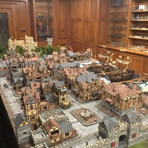 Dwarven Village, Miniature City Model, Medieval Town Layout, Diorama City, Warhammer 40k City Terrain, Forge Design, City Builder, It Could Be Worse, Dnd Miniatures Terrain