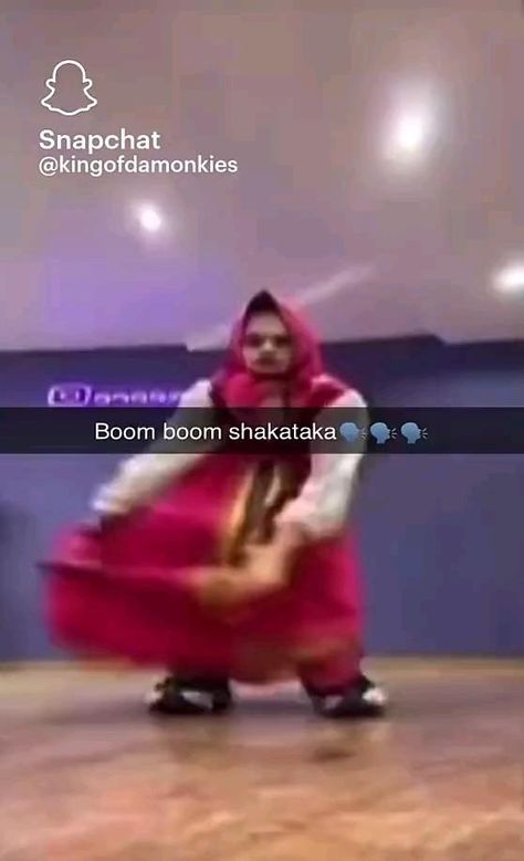 shakalaka boom boom Just Gimme My Money, Sing A Ma Jig, Angelo Marasigan, Actually Funny Videos, Shakalaka Boom Boom, Very Funny Pictures Hilarious, Weird Funny Videos, Weirdly Funny, Girly Music