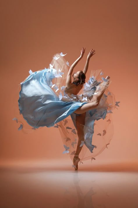 Blue Butterfly Dress, Ballerina Photography, Ballerina Poses, Ballet Drawings, Beauty Dish, Dance Picture Poses, Dancer Photography, Ballet Pictures, Dance Photography Poses