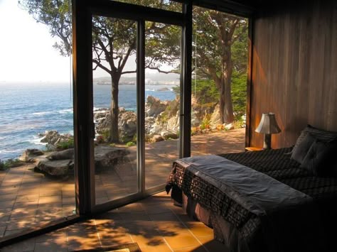 Real Apartment, Casa Country, Cabin House, Earth Homes, Beach House Design, Dream Beach, Big Windows, House Room, Dream House Exterior