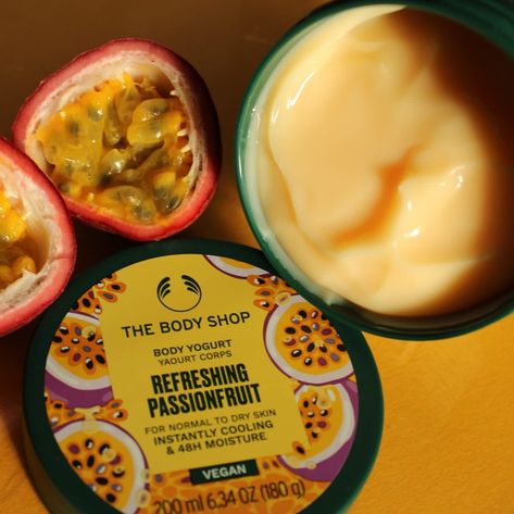 Passion fruit body yogurt from the body shop Body Yogurt, Summer Perfumes, Summer Perfume, Fruit Scent, Passion Fruit, Body Spray, The Body Shop, Beach Life, The Body