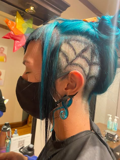 Blue Hair Shaved Side, Side Shave Patterns, Dyed Side Shave, Spiderweb Side Shave, Black Blue Tattoo, Spider Web Shaved Side, Dyed Sides Of Hair, Side Shave Medium Hair, Alternative Hair Shaved Sides