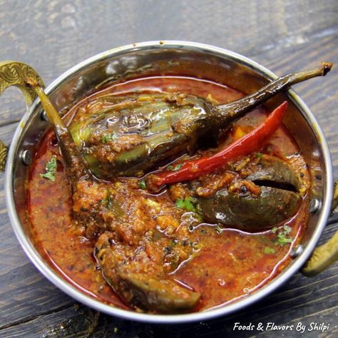 Achari Baingan Recipe | Spicy Eggplant Curry Recipe | Achaari Baigan Eggplant Recipes Indian, Achari Baingan, Chilli Pickle Recipe, Lemon Pickle Recipe, Baingan Recipe, Pickling Spices, Vegetable Lunch, Homemade Pizza Recipe Easy, Indian Lunch