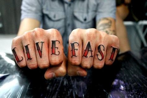 In a society captivated by grandiose ink masterpieces, small hand tattoos serve as a subtle yet impactful way to express your individuality. Live Fast Tattoo, Hand Tattoo Images, Small Wave Tattoo, Knuckle Tattoos, Hand And Finger Tattoos, Men Tattoos, Fast Life, Skeleton Hand Tattoo, Chest Tattoo Men