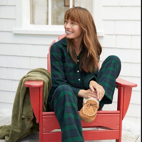 Stock up on them before the weather gets cold! Pajamas Plaid, Plaid Pjs, Womens Flannel Pajamas, Womens Pajamas, Pajama Outfits, Flannel Pajama Sets, Scottish Plaid, Best Pajamas, Cozy Pajamas