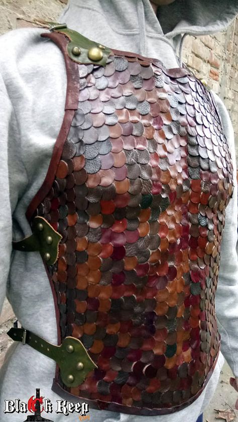 Leather Scale Armor Fantasy Scale Armor, Leather Scale Armor, Rouge Clothing, Bird Helmet, Dragon Scale Armor, Medium Armor, Scale Armor, Leather Armour, Gold Armor