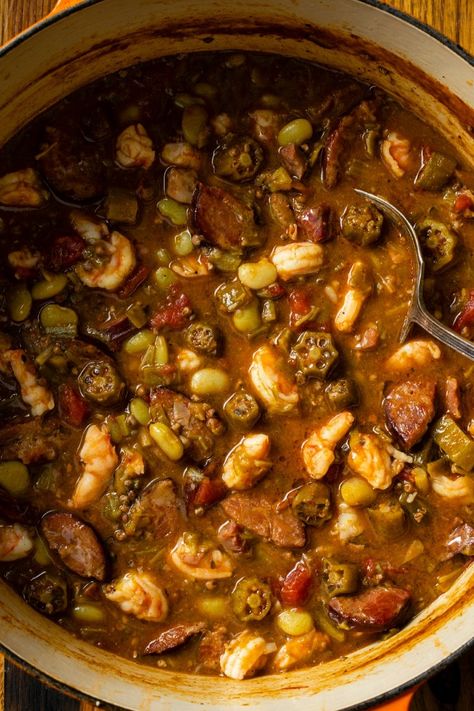 Dark Roux, Shrimp Gumbo, Jambalaya Recipe, Gumbo Recipe, Louisiana Recipes, Chicken And Shrimp, Creole Recipes, Perfect Dark, Spicy Sausage