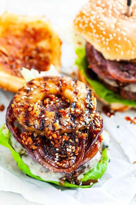 Hamburger With Pineapple, Pineapple Burgers Grilled, Teriyaki Burger Recipe, Teriyaki Burgers With Grilled Pineapple, Teriyaki Pineapple Burger, Hawaiian Burgers Pineapple, Fancy Burger Recipes, Hawaiian Bbq Beef, Burger With Pineapple