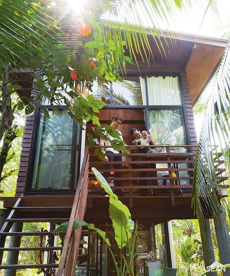 Sustainable Living in a Tropical House /// Living ASEAN Hut House, Tropical House Design, Aesthetic Interior Design, Bamboo House Design, Thai House, House On Stilts, Rest House, Bamboo House, Tropical House